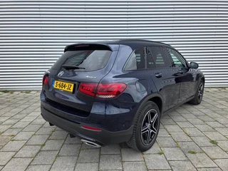 Mercedes-Benz GLC 2021 - Mercedes-Benz 300 de 4MATIC - AMG pakket - Black edition obrazek 5
