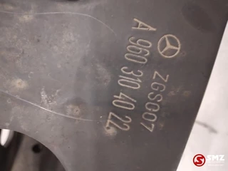 Mercedes-Benz Actros 2014 - Occ voorbumperbalk Mercedes MP4 A9603104022 zdjecie 3