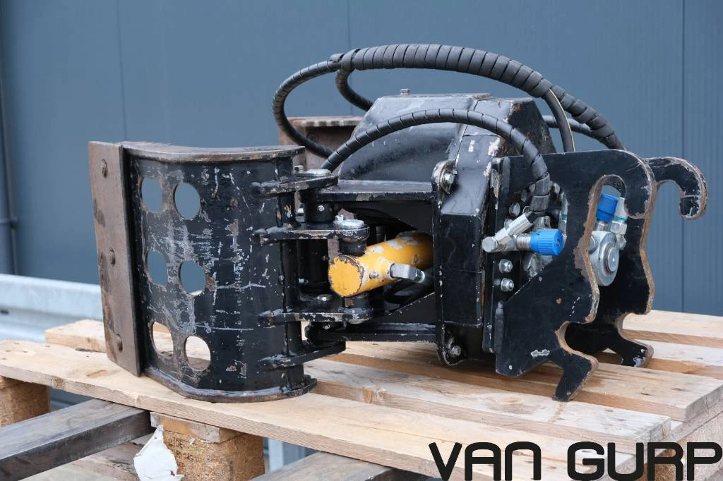 - Sorteergrijper CW05 geperforeerde schalen afbeelding 4