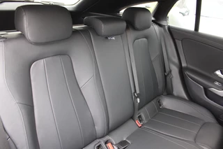 Mercedes-Benz CLA 2021 - Shooting Brake 180 AUT7 Luxury Line LEDER WIDESCREEN SFEER CAMERA NAVI <<36.692KM>> obrazek 17