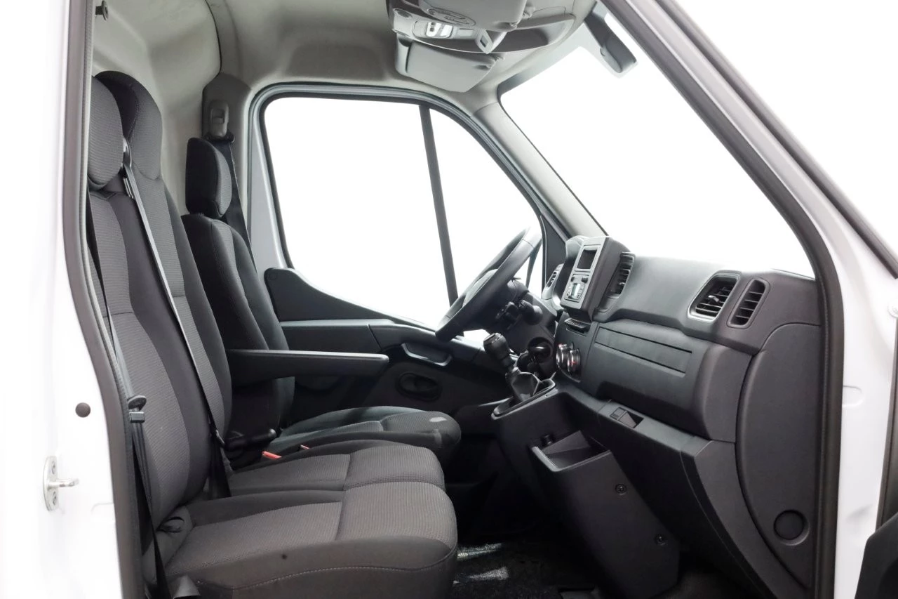 Renault Master 2022 - T35 2.3 dCi 150pk L2H2 Energy Comfort Airco 03-2022 изображение 3