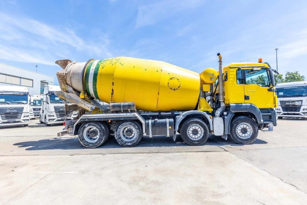 MAN TGS 2012 - 41.400 BB + LIEBHERR 10m3 afbeelding 3