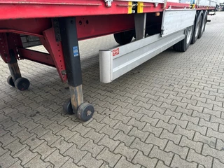 Pacton Oplegger 2020 - platte met twist locks voor 1x40FT / 2x20FT /1x20FT centraal / 1x30FT / alu zijborden / NL trailer / APK 12-2026 bild 15