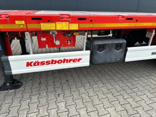 KAESSBOHRER N/A 2026 - new and unused Heavy-Duty flatbed / 690cm extendable / steering axle / discbrakes / NL-trailer / APK: 04-2027 obrazek 28