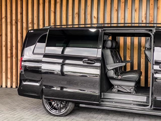 Mercedes-Benz V-Class 2024 - 300d Extra Lang Avantgarde Dubbele Cabine immagine 46
