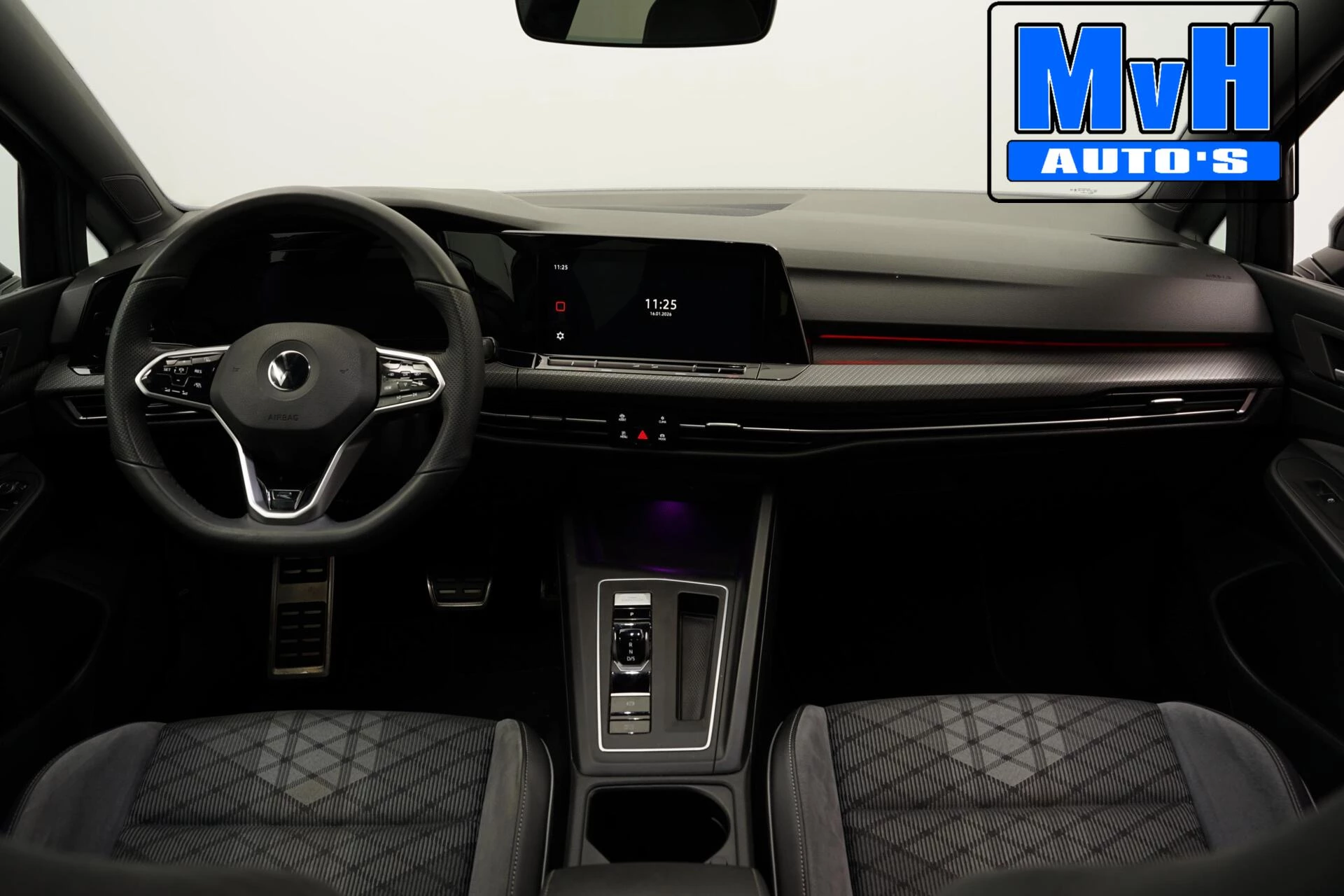 Volkswagen Golf 2020 - 1.5 eTSI R-Line|SPORTSTOEL|LUXE|LED| afbeelding 3
