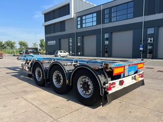 D-TEC N/A 2015 - Flexitrailer FT-LS-S / 3x Extendable / 1x Lift Axle image 3