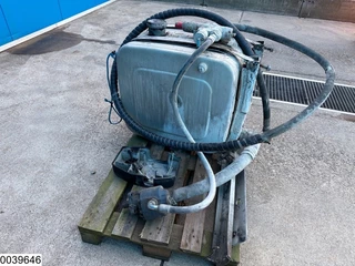 Hyva N/A - Tank, pump, hoses, control valve image 7
