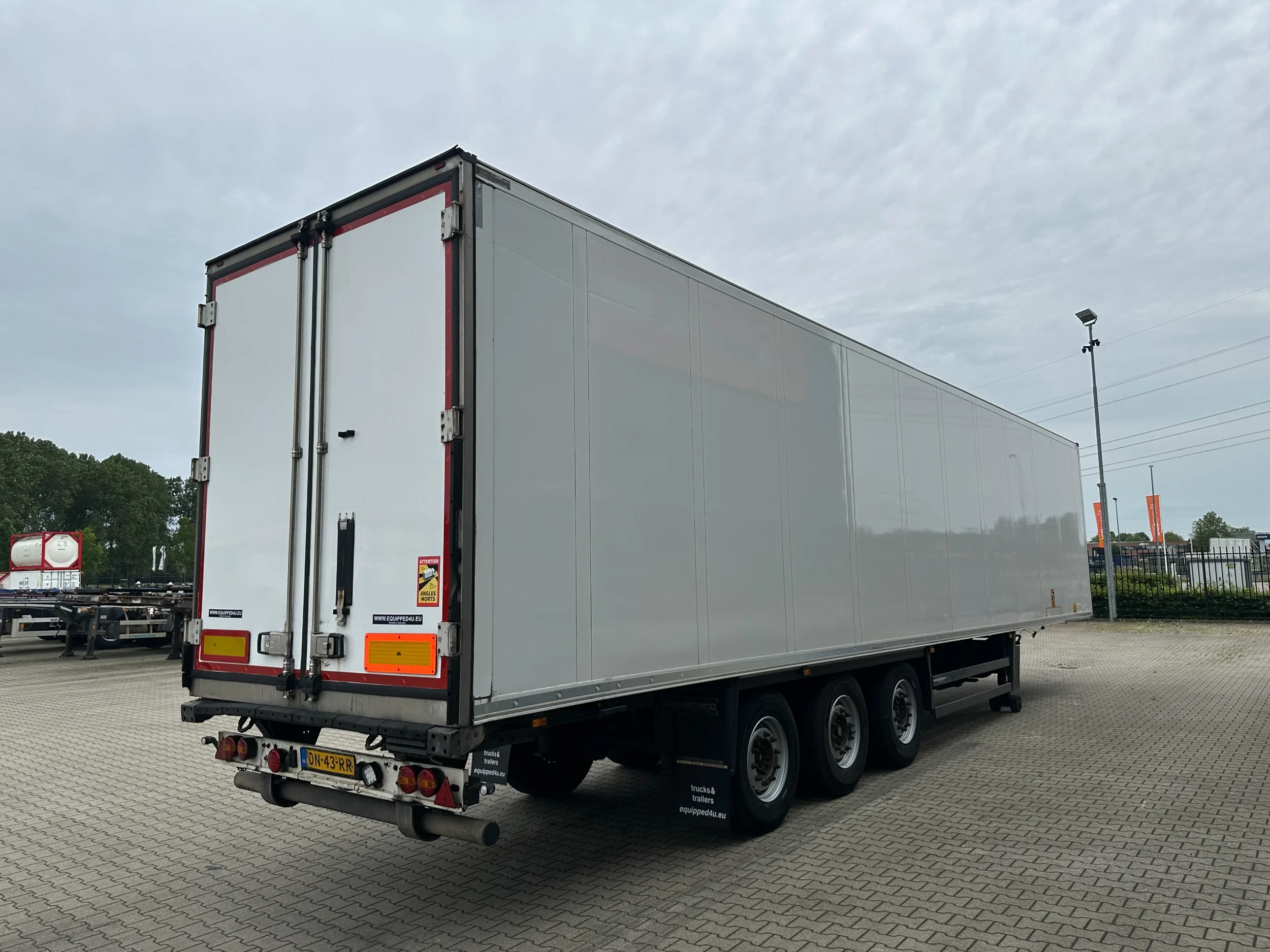 Schmitz Cargobull 2015 - CARRIER VECTOR 1950 D/E / DISCBRAKES / NL-TRAILER / APK: 9-2026 immagine 4