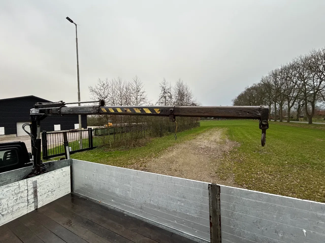 kuiper 2013 - Be oplegger 9 ton met luiken en kraan afbeelding 10