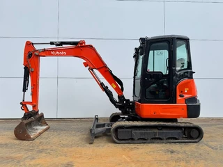 Kubota 2020 - KX037-4 - Hammer Lines / Quick Coupler en venta