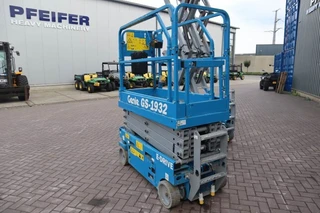 Genie 2022 - GS1932 E-Drive Several In Stock, 8m Working Height Bild 3 Miniaturansicht