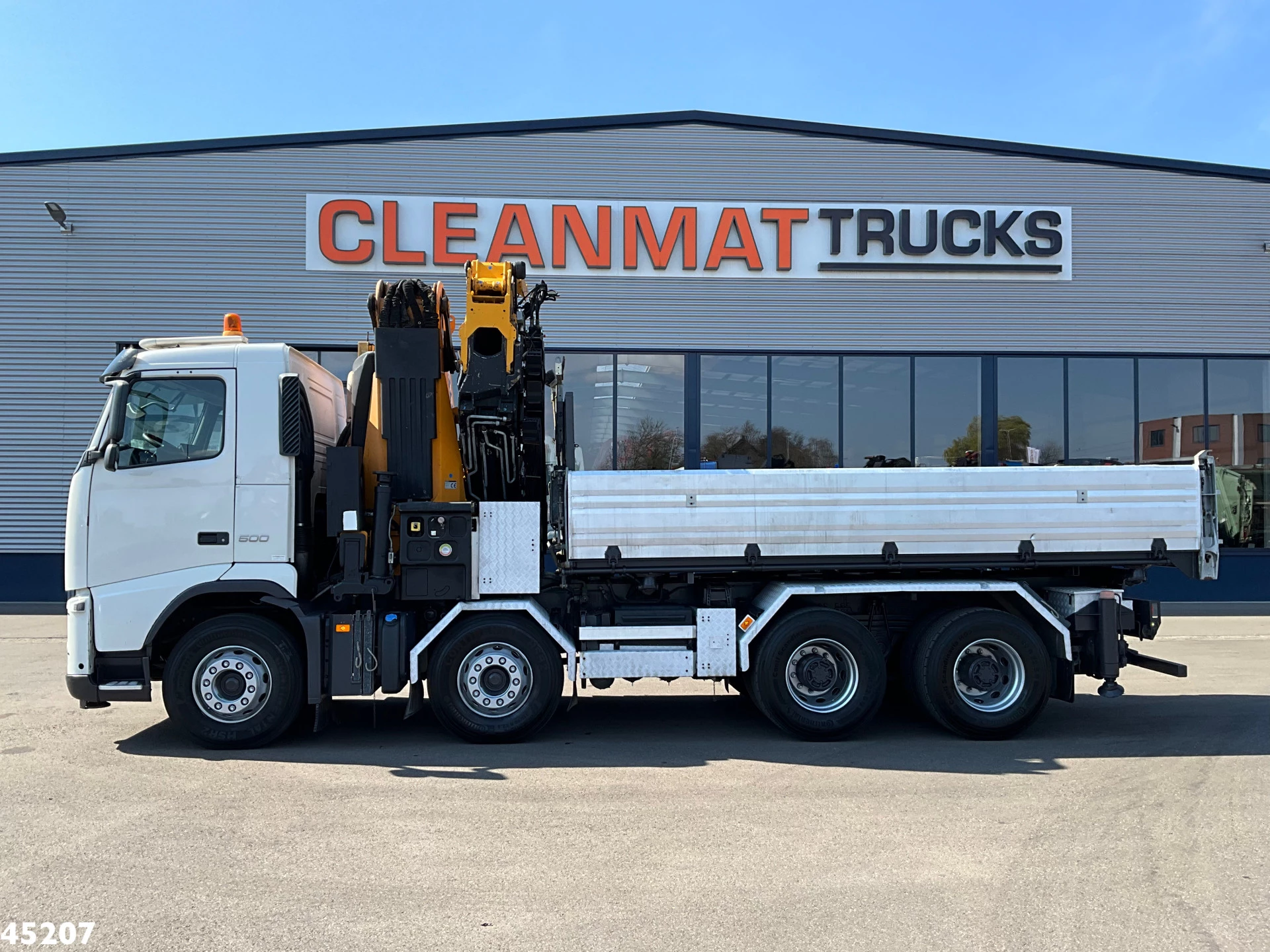 Volvo FH 2010 - 500 8x4 Effer 65 Tonmeter laadkraan + Fly-Jib Bild 6