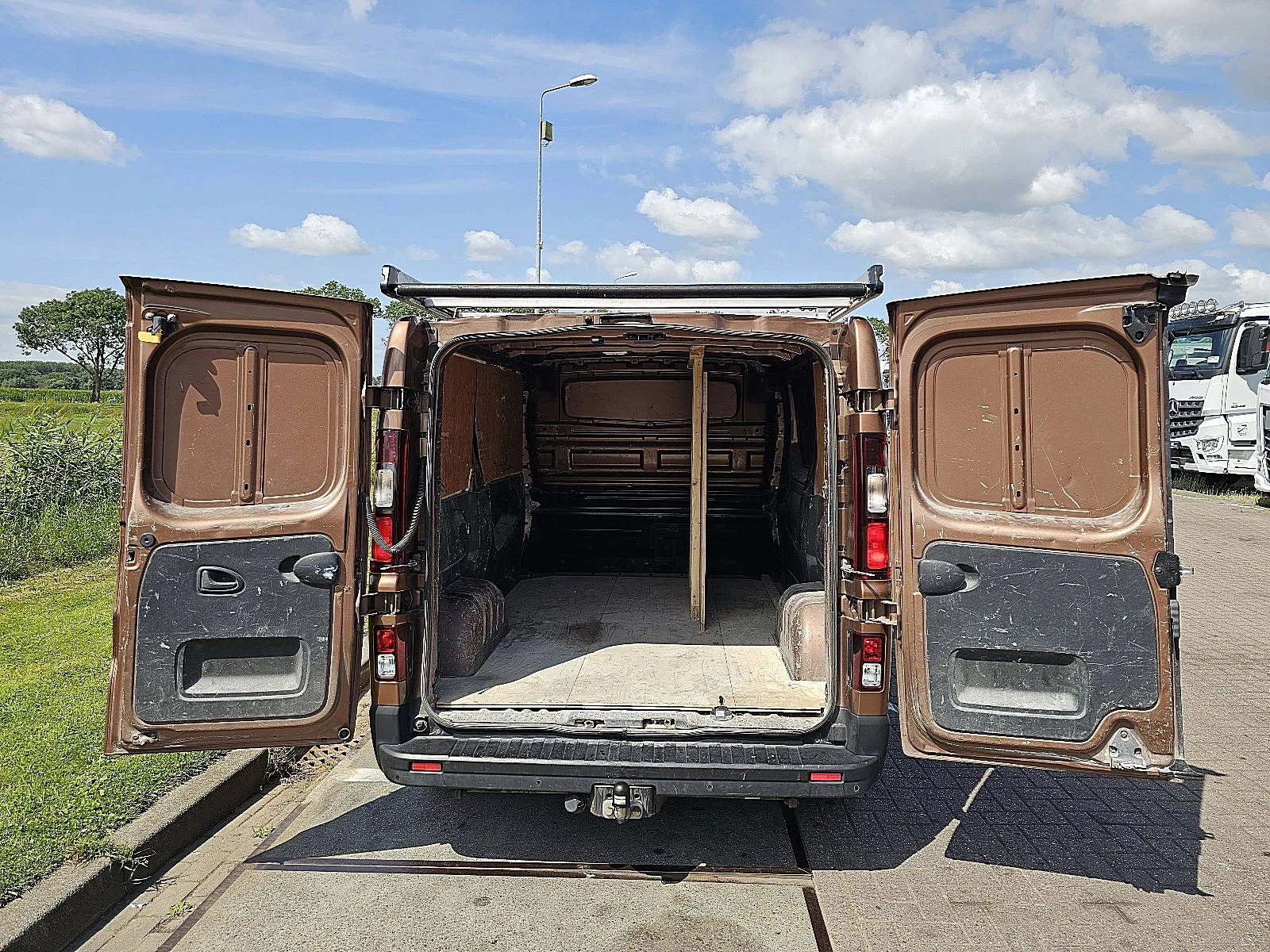 Renault Trafic 2016 Bild 14