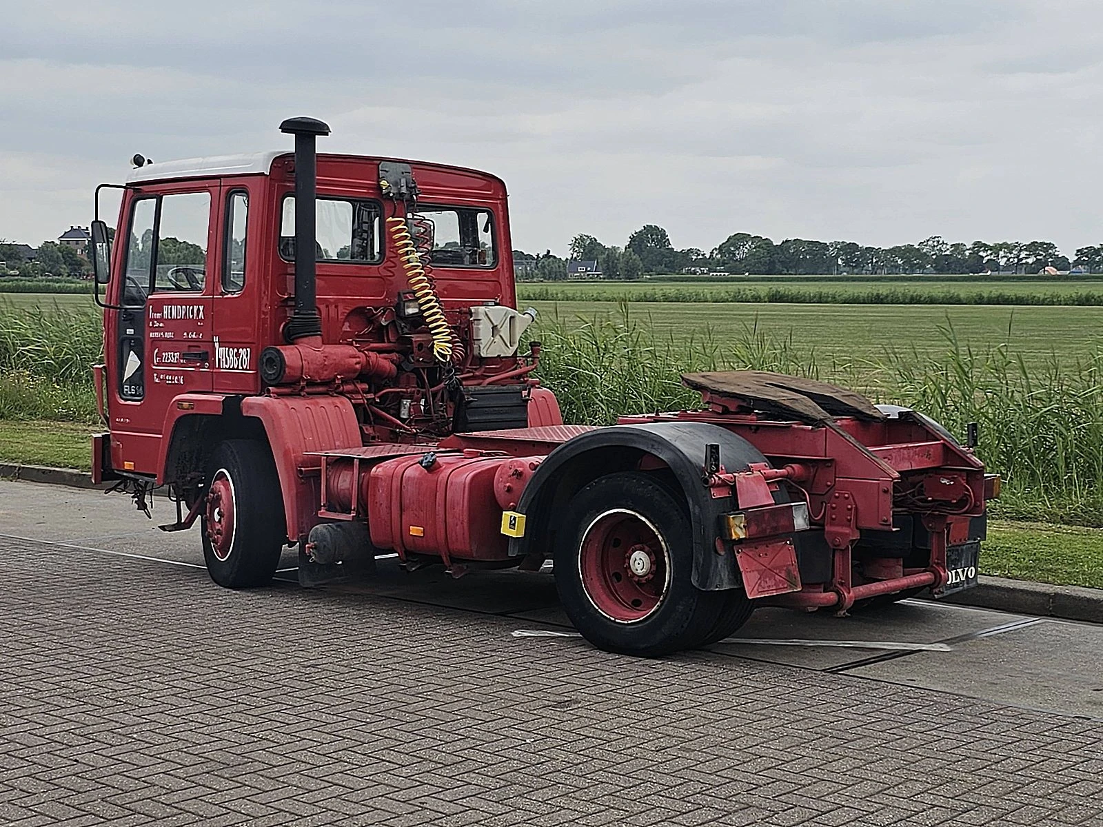 Volvo 1987 - FL 614.180 zdjęcie 6