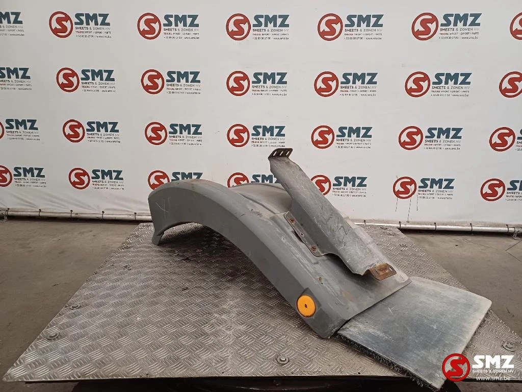 Mercedes-Benz 2008 - Occ spatbord Econic vooraan links Mercedes imagem 1