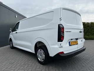 Ford Transit Custom 2024 - 2.0 TDCI 136 PK TREND / L2H1 / 2.740 KG AHG / CAMERA / CRUISE / 3 ZITS / AIRCO / CARPLAY zdjecie 5