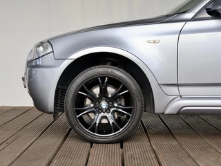 BMW X3 2008 - 3.0si image 10