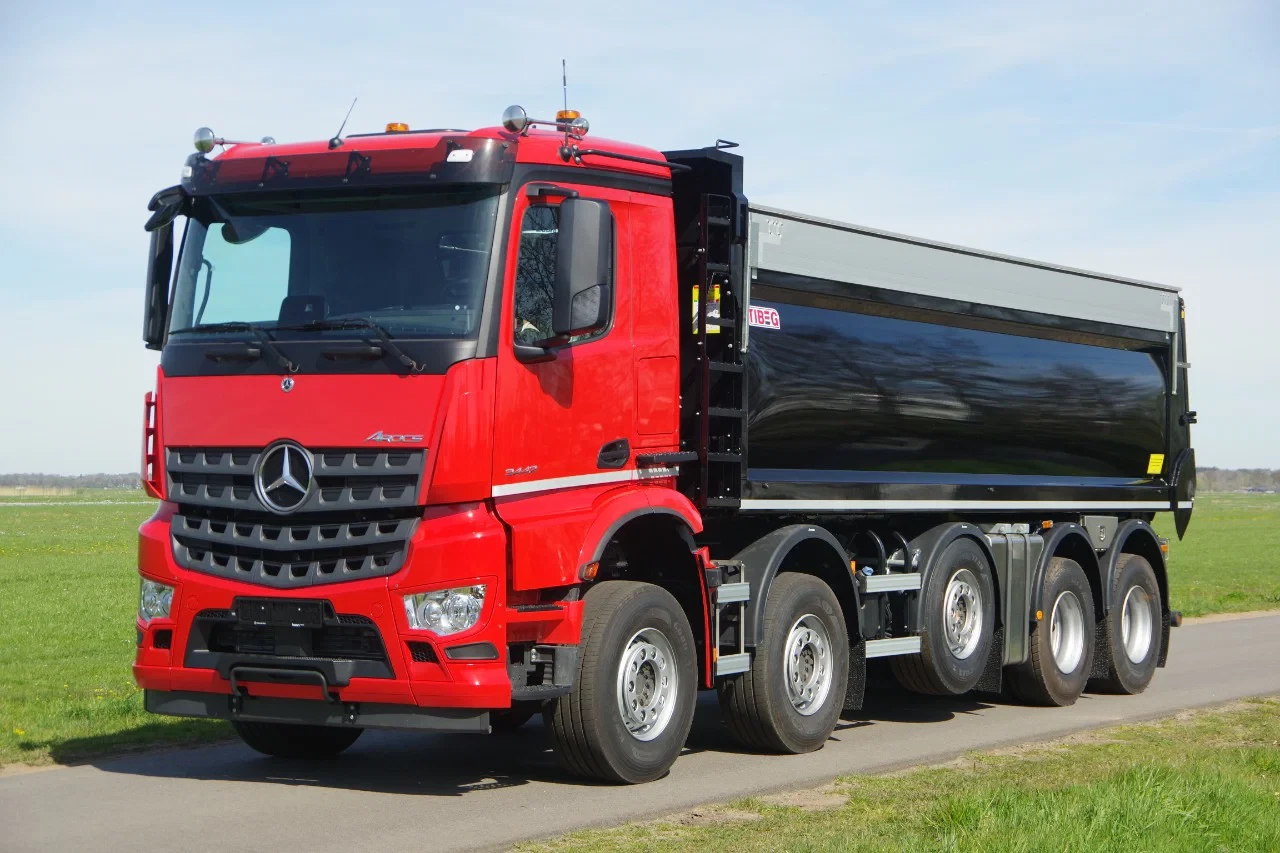 Mercedes-Benz Arocs 4942 2026 - Arocs 10x4 midlift 49-ton met Tibeg achterover kipper imagen 1
