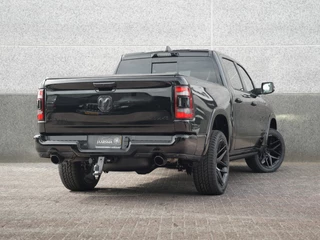 Dodge Ram 1500 2024 - 5.7 V8 4x4 Crew Cab Limited Night obrazek 2