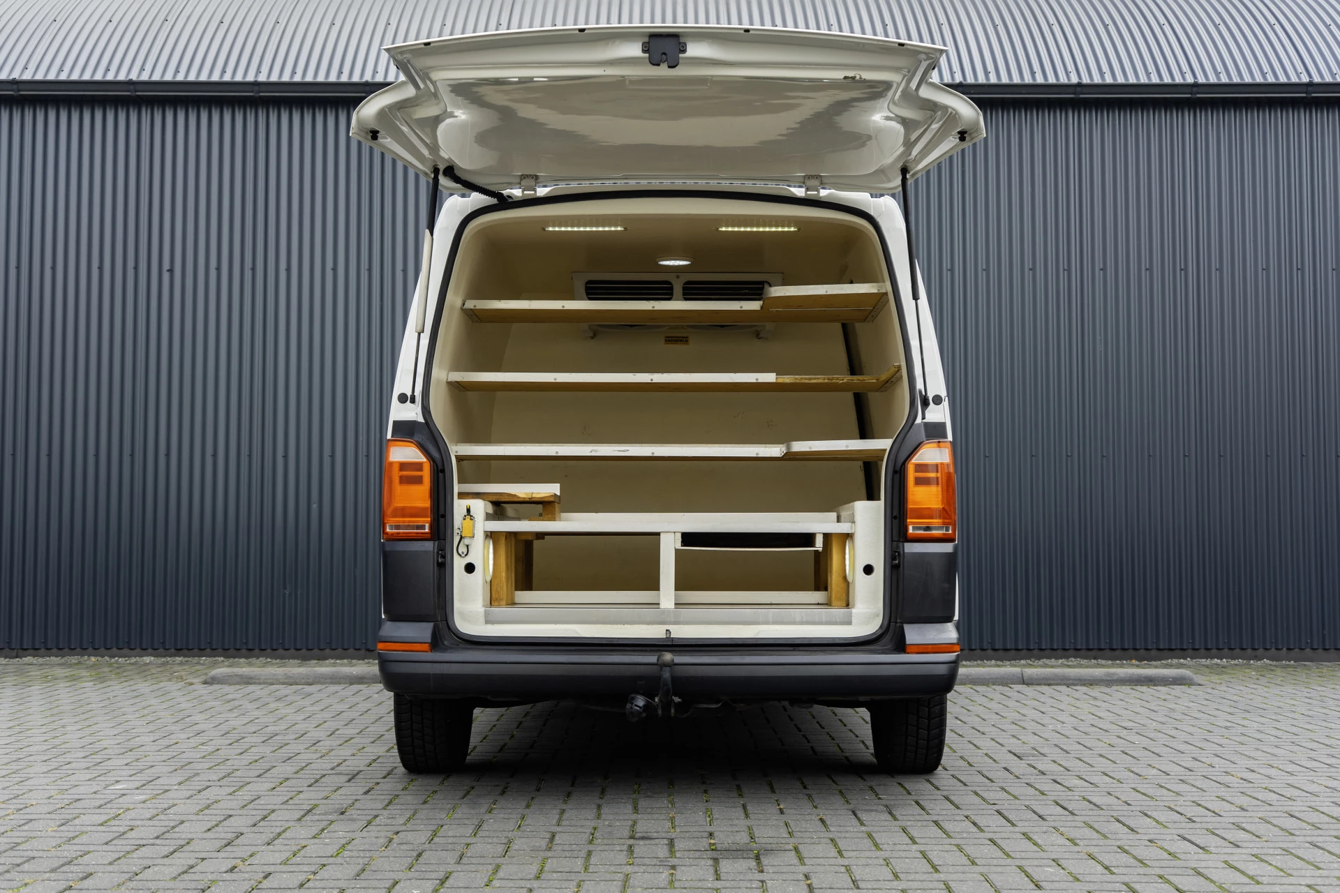 Volkswagen Transporter 2018 - T6 2.0 TDI L1H1 | Koelwagen | Dag en nachtkoeling | 3-Zits | Cruise | Airco | Euro 6 obrázek 9