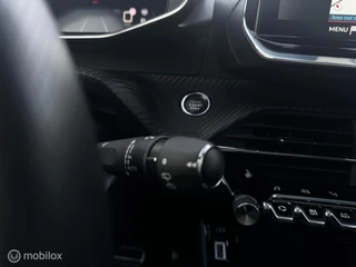 Peugeot 2008 2021 - 1.2 PureTech GT Pack | 45187 kM bild 32
