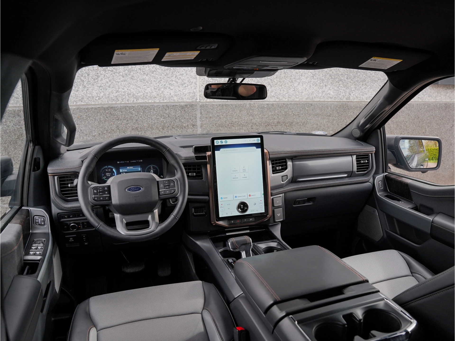 Ford F-150 2023 - Lightning Lariat Standard Range Bild 3
