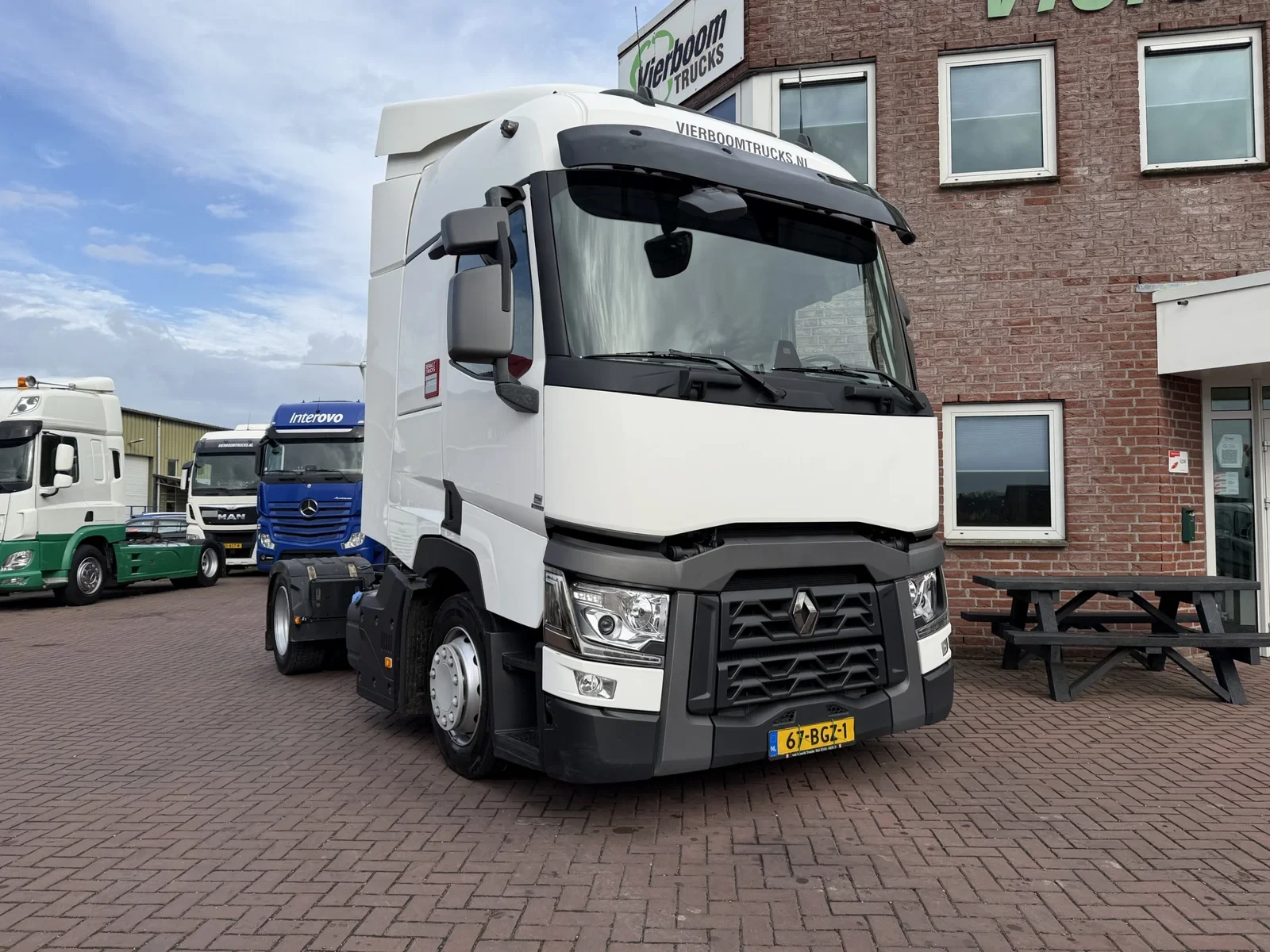 Renault T 2016 - T430 LOWDECK / 569.953KM / HOLLAND TRUCK afbeelding 1