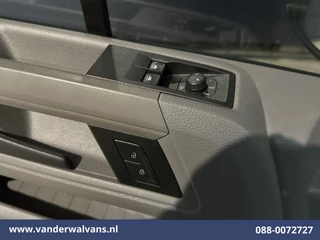 Volkswagen Crafter 2022 - 2.0 TDI 141pk L3H3 L2H2 Euro6 Airco | Camera | Apple Carplay | Cruisecontrol | Chauffeursstoel imagen 16