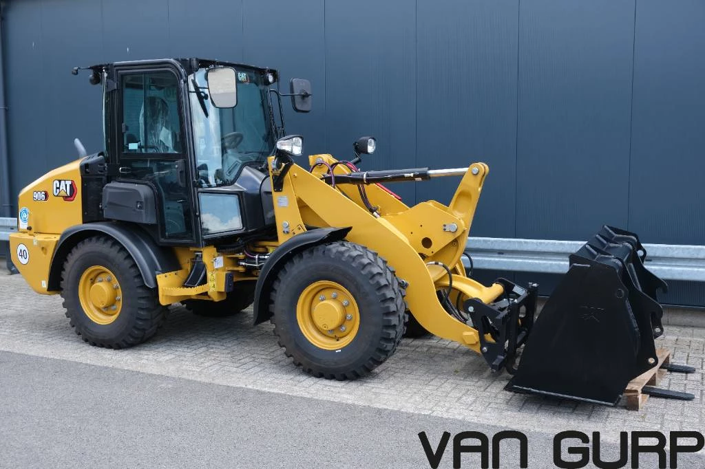 Cat 2023 - 906 | NEW | 40 kmh | BSS obrázek 3