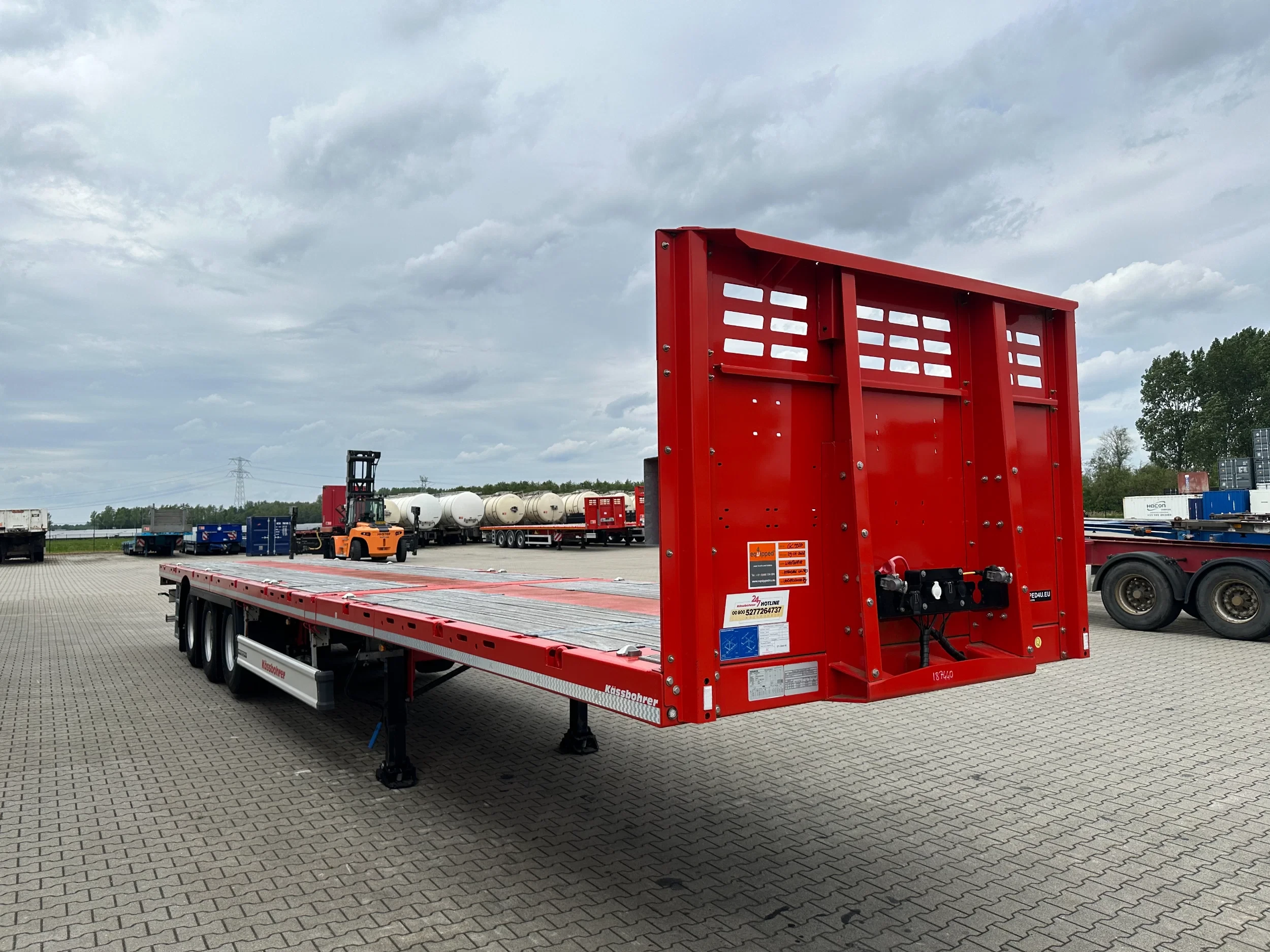 KAESSBOHRER 2026 - new and unused Heavy-Duty flatbed / 690cm extendable / steering axle / lift axle / twistlocks / timberstakes / NL-trailer / APK: 04-2027 Bild 49