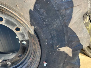 Michelin N/A - 445/70R19.5 incl. rim image 17