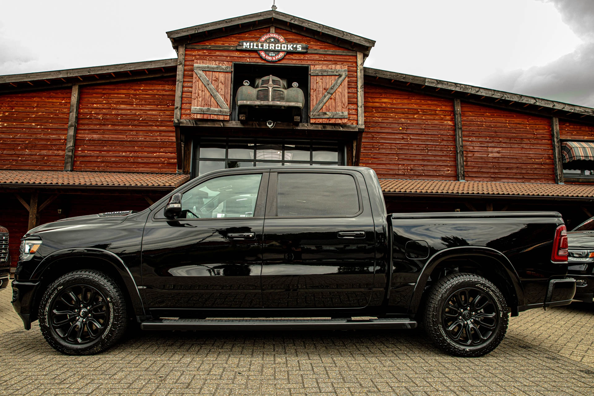 Dodge Ram 1500 2020 - Ram laramie V8 obrázek 6