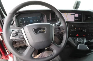 MAN TGX 2025 - 18.560 MAN - 18.560 - D30 - ADR - Full air New! 75KM imagen 30