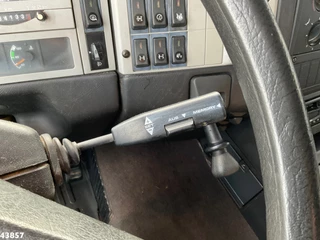 MAN F2000 6x6 Full Steel Manual Palfinger 68 Tonmeter Dachdecker kran Just 54.133 km! 2001 - N/A obrazek 21