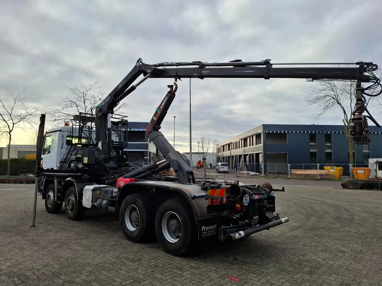 Mercedes-Benz Actros 2008 - 3241 / 8X4 / HIAB 144B-2 / REMOTE / ROTATOR / 20TON HOOK / 2XBIG AXLE / FULL-STEEL / DRUM BRAKES / EURO-4 / 2008 obrázek 3