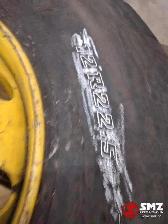 Bridgestone - Occ vrachtwagenband Bridgestone 12R22.5 zdjęcie 3