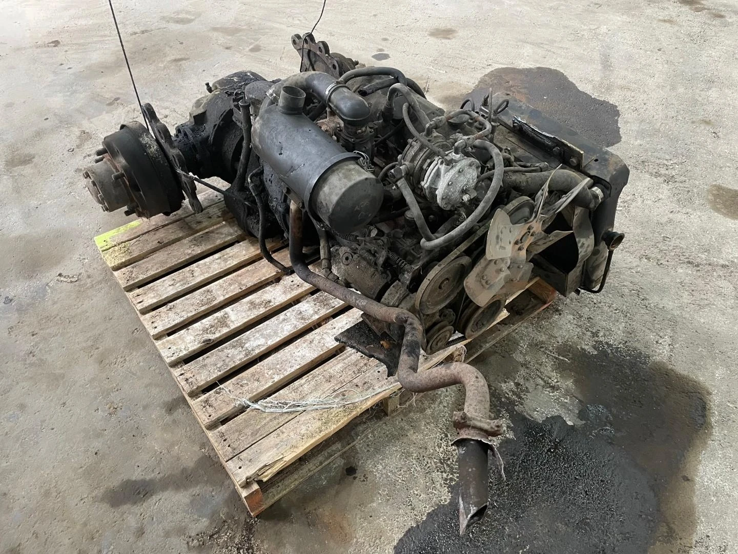 Toyota 4-cylinder gasoline engine afbeelding 4