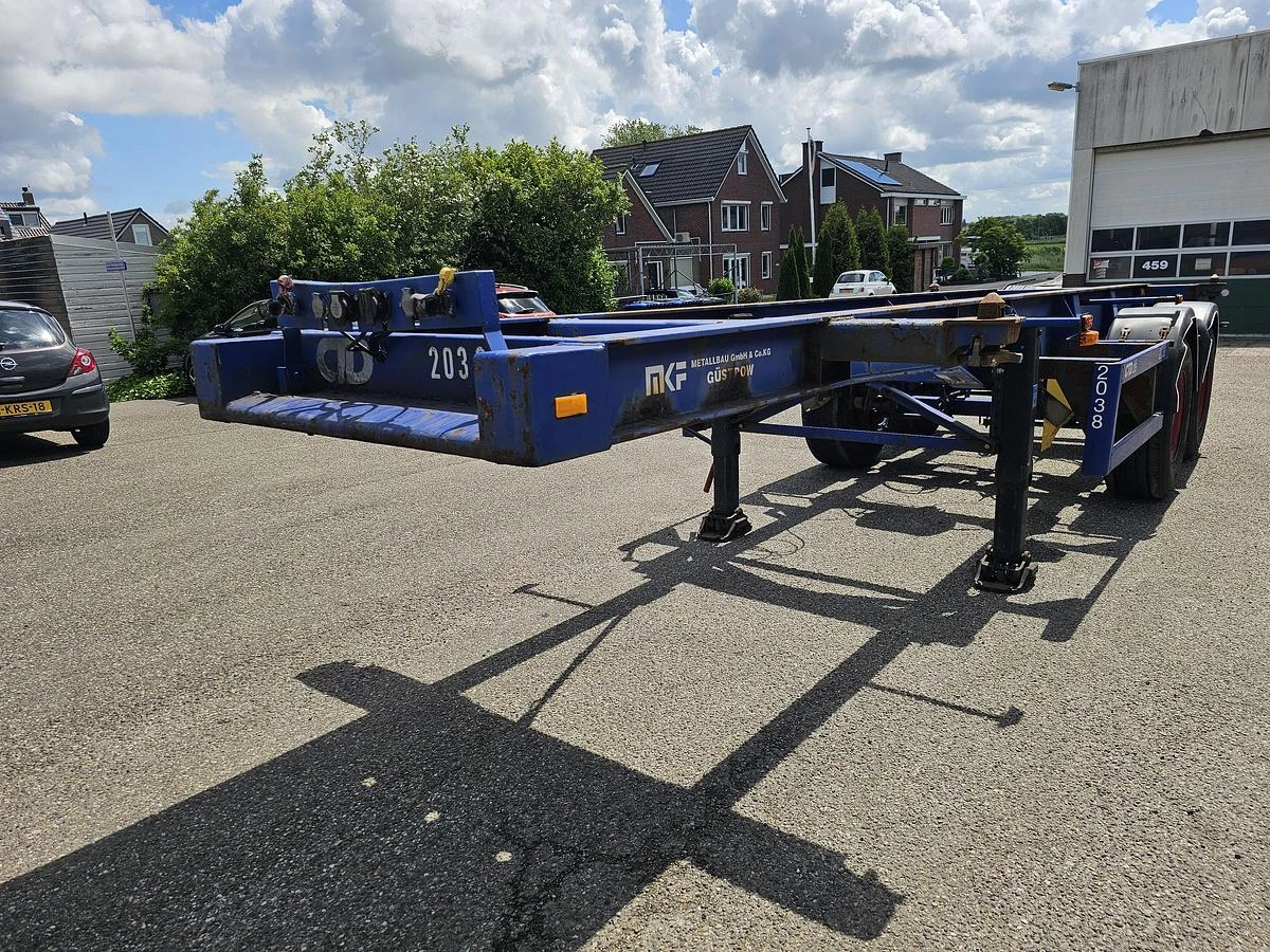 MKF METALLBAU CS 20 -20 FOOT- CONTAINER CHASSIS -HEAVY DUTY- BPW DRUM -STEEL SUSPENSION- GOOD QUALITY. 2006 obrázek 5