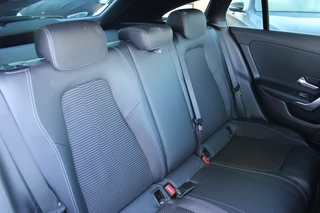 Mercedes-Benz CLA 2022 - Shooting Brake 180 AUT7 Luxury Line LEDER NAVI CAMERA CARPLAY obrazek 18