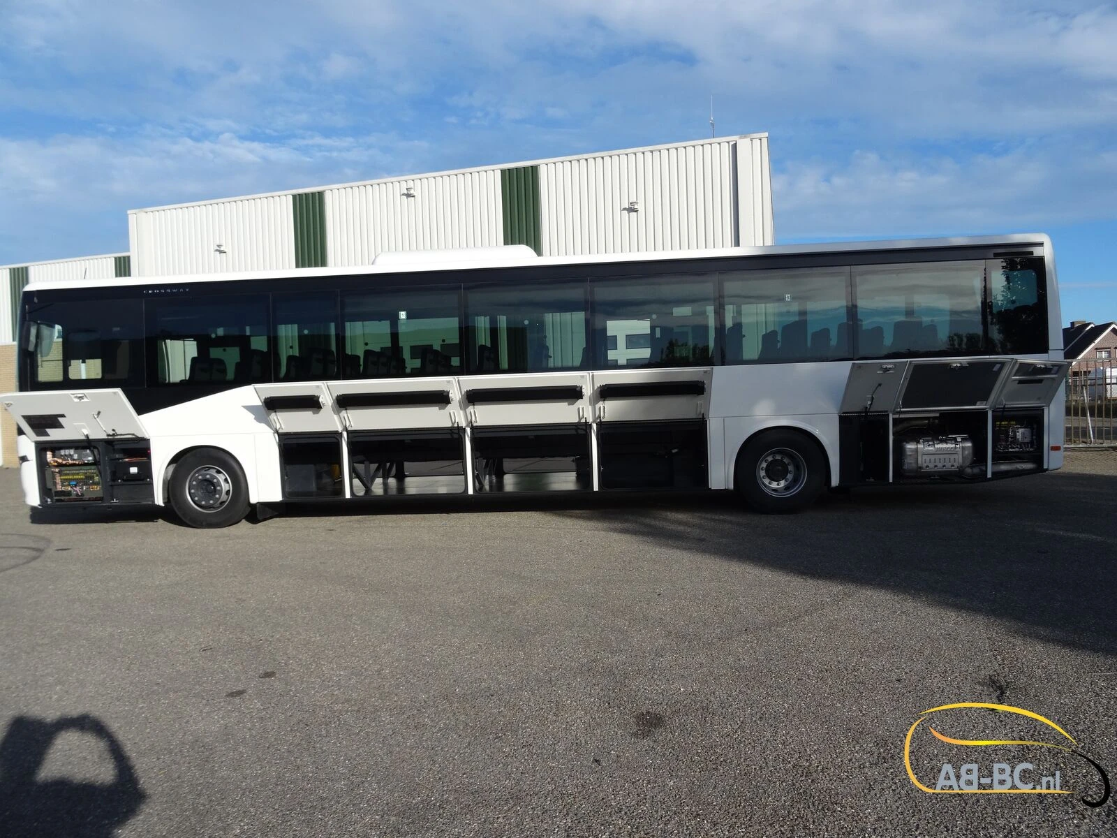 Iveco New 13 MTR Crossway 61 seats ADAS afbeelding 23