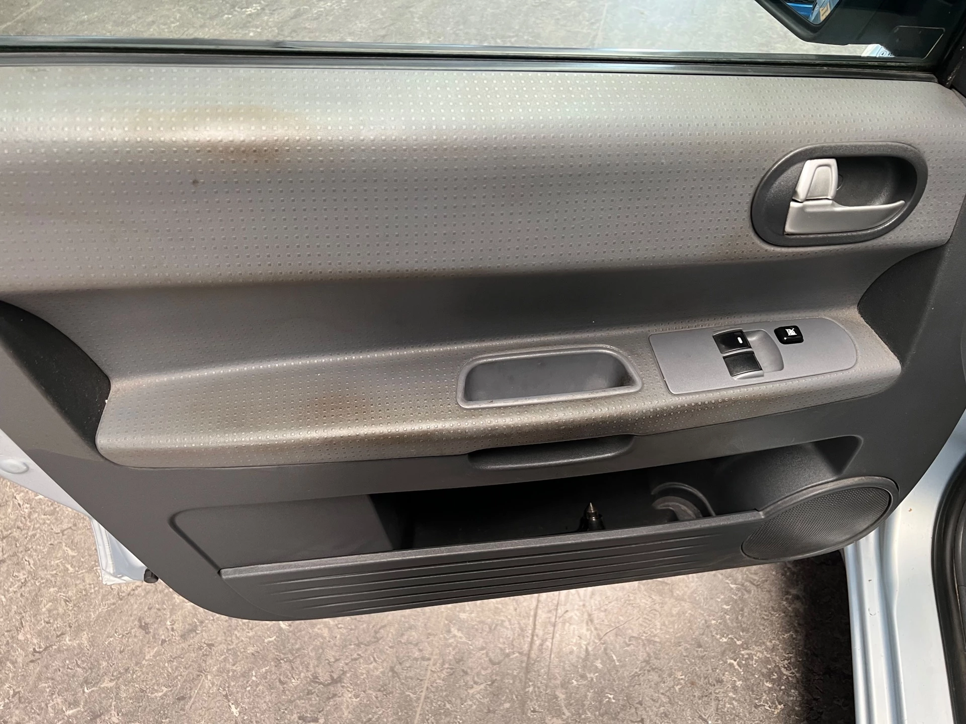 Mitsubishi Colt 2005 - 1.3 Invite afbeelding 24