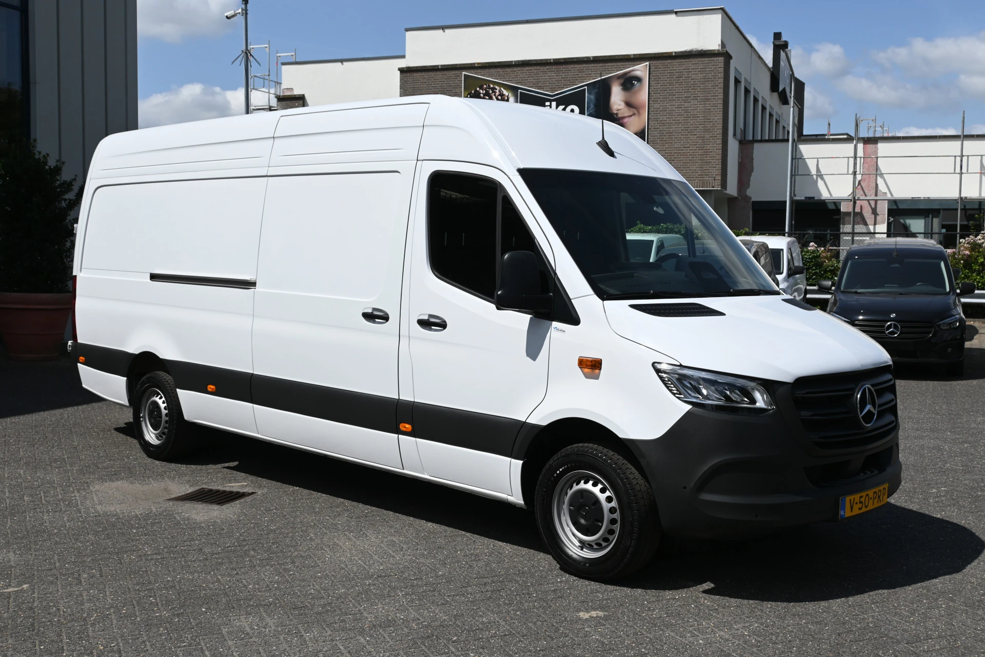 Mercedes-Benz Sprinter 2024 - 317 CDI L3H2 Pro Bild 9