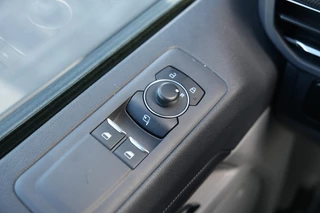Ford Transit Custom 2025 - 320 2.0 TDCI L2H1 Limited 170pk - 1+1 Stoel - 2x Schuif - ACC - Blind spot - Keyless - Stoel/Stuurverwarming - Navi - Rijklaar immagine 22