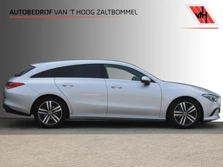 Mercedes-Benz CLA 2021 - Shooting Brake 180 AUT7 Luxury Line LEDER SFEER CARPLAY TREKHAAK immagine 1
