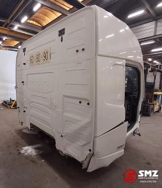 Volvo N/A 2017 - Occ Cabine Volvo FH4 met schade immagine 9