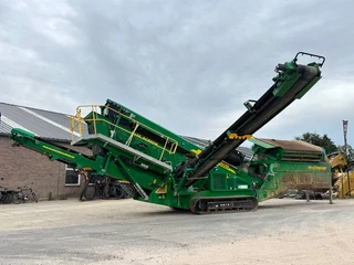 McCloskey 2021 - S130 2D - TOP Condition / 3 conveyors te koop