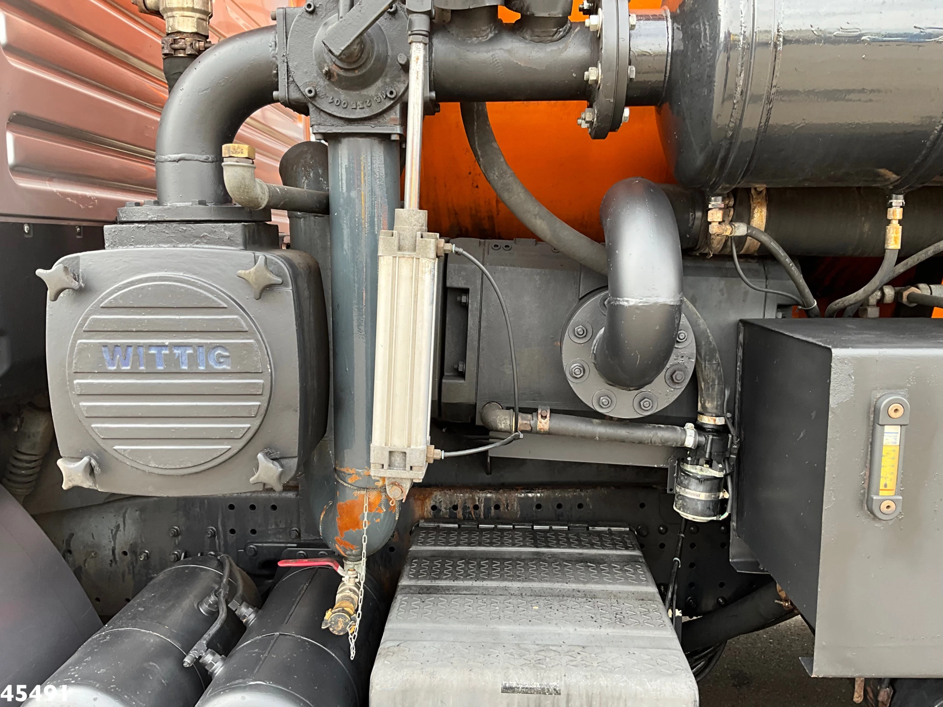 MAN 26.400 Kroll 14.5m³ kolkenzuiger Euro 2 Manual Gearbox 1998 obrázek 18