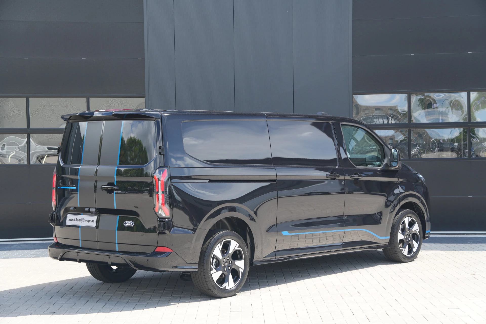 Ford E-Transit Custom 2026 - 340 L2H1 Sport 71 kWh 218pk - ACC - B&O - Navi - Stoel/Stuurverwarming - 360 Camera - Blindspot - Rijklaar afbeelding 5