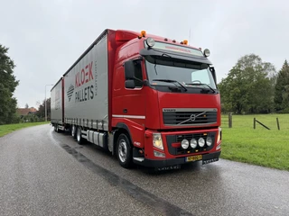 Volvo FH 2013 - FH420 6X2 Komplett mit Anhanger / 115m3 / Top Zustand Holland Truck te koop